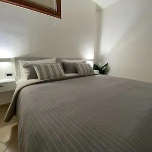 Loft Comodo Ed Elegante • Wi-fi E Colazione , Sanluri Italien